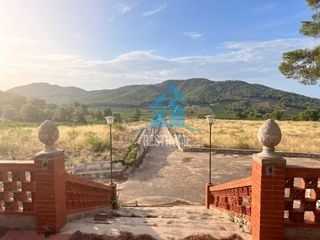 Masia a Tavernes de la Valldigna