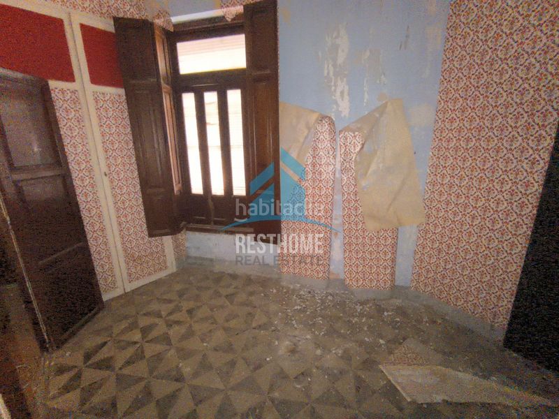 Foto bbd6b91b-6a79-45be-9552-893de434ace6. Casa amb aparcament a Algemesí