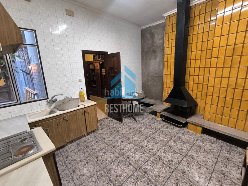 Foto f411bfc8-7926-4f37-8b8b-74c3f367f7bc. Casa amb aparcament a Algemesí