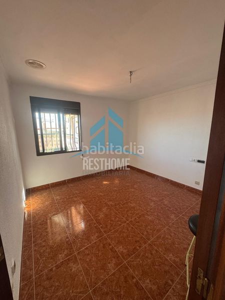Foto 90edc8d3-5541-42f5-ab21-b0dbd162e0d1. Dachwohnung mit heizung in Nou Moles Valencia