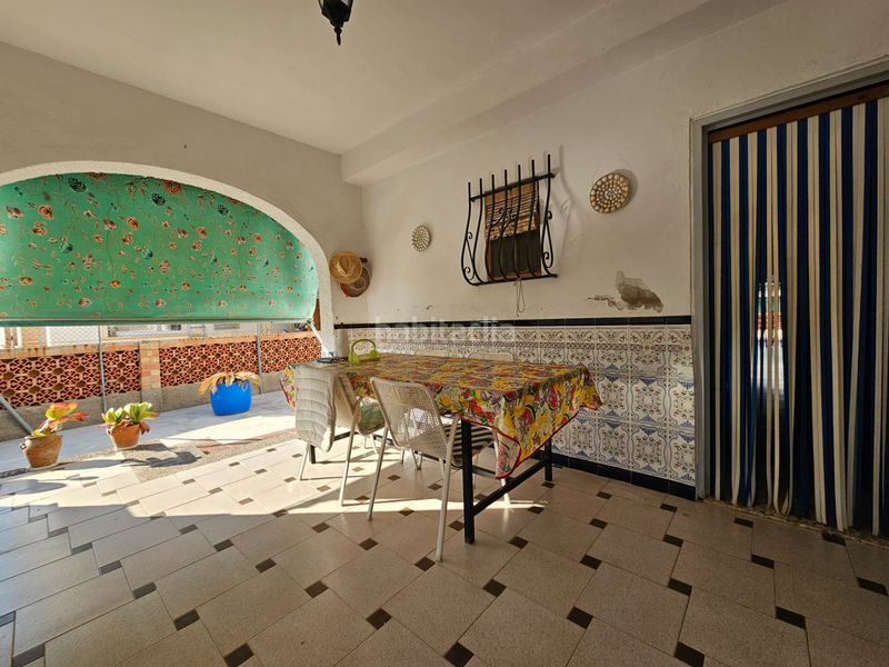 Foto 9ac836b3-1192-40ae-b7d5-e5536d550560. Chalet  independiente en font de la teula, en Oliva