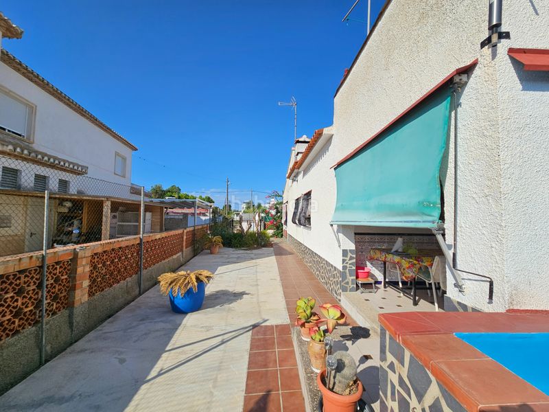 Foto a1844563-17b3-4cfc-9a8a-059a77d66c20. Chalet  independiente en font de la teula, en Oliva