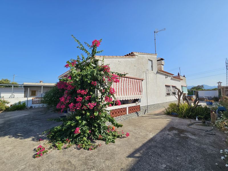 Foto b70ee4f3-8c2c-4e01-a437-f5f3443d719e. Chalet  independiente en font de la teula, en Oliva