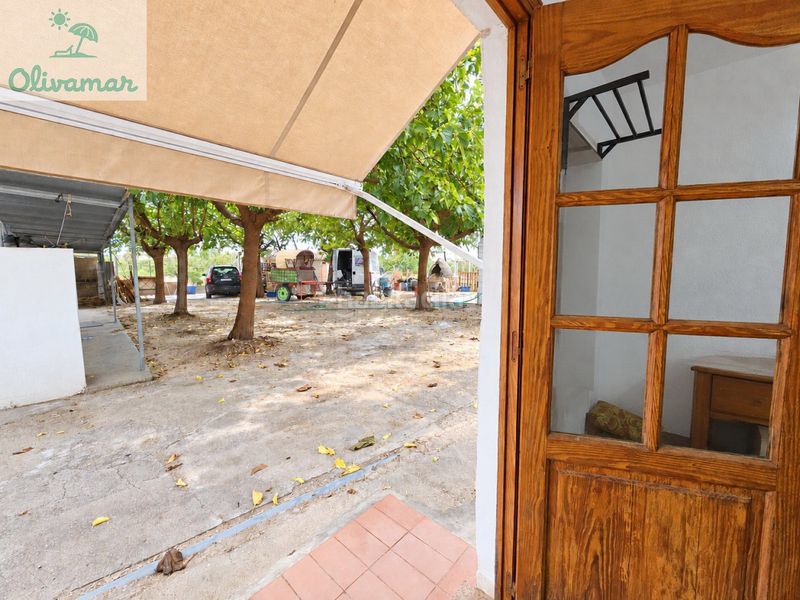 Foto b2421e3a-4aea-437e-a3ae-79bbca734089. Chalet in carrer de la mabra 29 in Oliva playa Oliva
