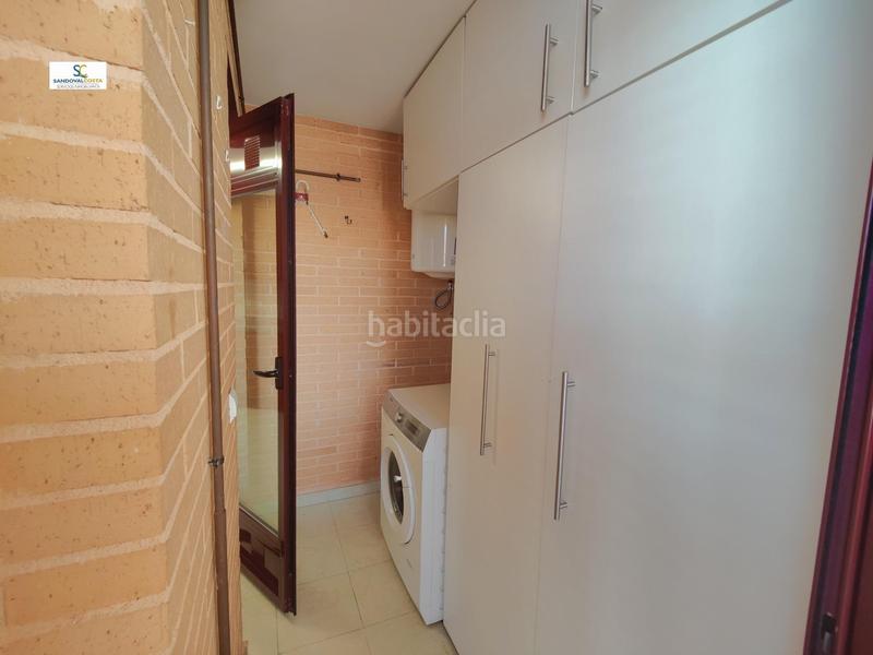 Foto 1b6b51d7-424a-40b2-bf0d-30c3efa44800. Appartement avec parking piscine dans Playa de San Juan Alicante