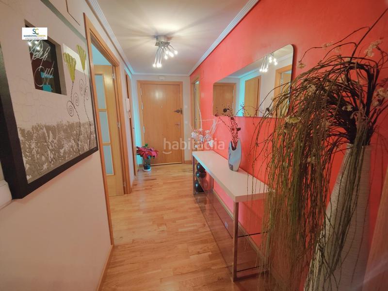 Foto a3b11f49-ea9c-4eb9-a824-a05719bbfed1. Appartement avec parking piscine dans Playa de San Juan Alicante