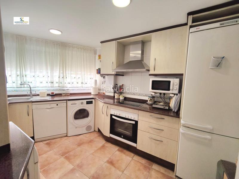 Foto eb60c6f0-2afe-4676-91b4-4d3822a4f1f6. Appartamento con piscina in Playa de San Juan Alicante