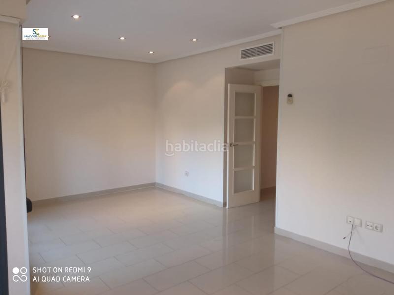 Foto 213ee8be-b449-4fe5-bd7f-682c3146da19. Affitto appartamento con parcheggio piscina in Playa de San Juan Alicante