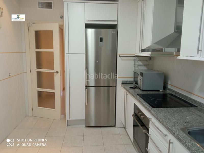 Foto 48cd1bed-94f1-48fe-a380-e0e159e888bd. Miete etagenwohnung mit parking pool in Playa de San Juan Alicante