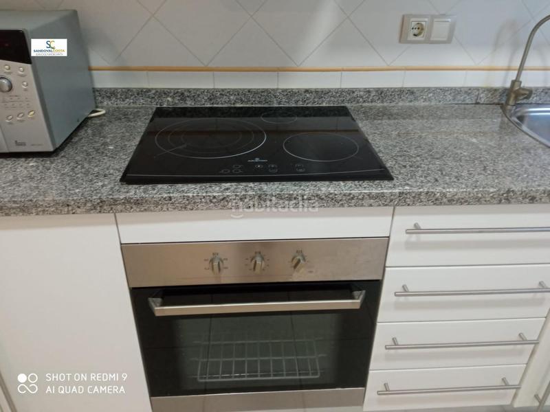 Foto 64d5c592-d704-4292-8797-69732257fa7f. Rent flat with parking pool in Playa de San Juan Alicante