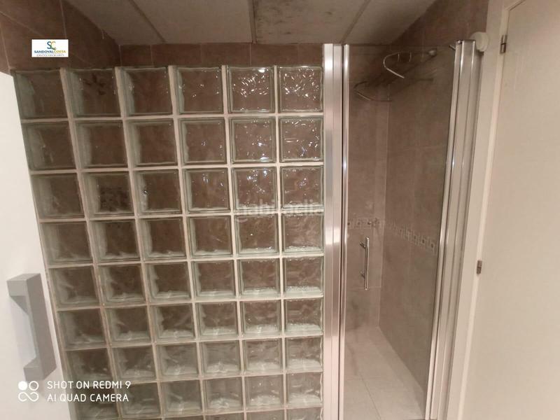 Foto 92af22b6-2315-45a6-b848-0e476e18b186. Rent flat with parking pool in Playa de San Juan Alicante