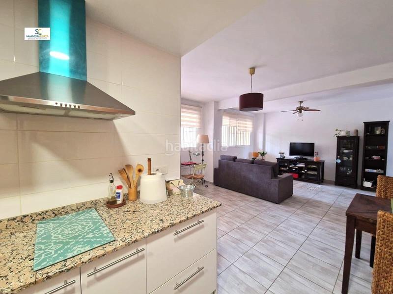 Foto b7ab0401-73fe-4636-93a6-7845be3601c1. Apartament amb aparcament piscina a Albufereta Alicante