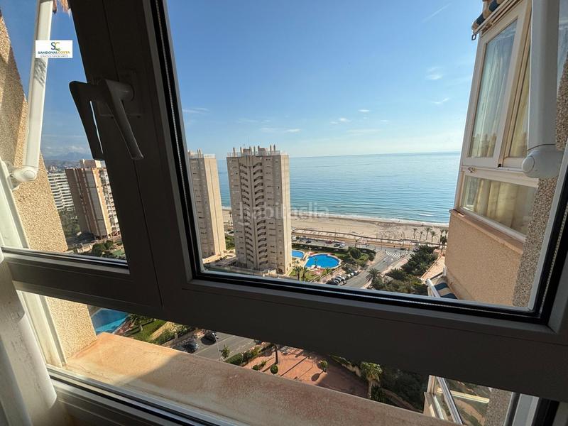 Foto d6389f87-7681-4a49-b222-5f66c2fa3521. Pis amb calefacció aparcament piscina a Playa Muchavista Campello (el)