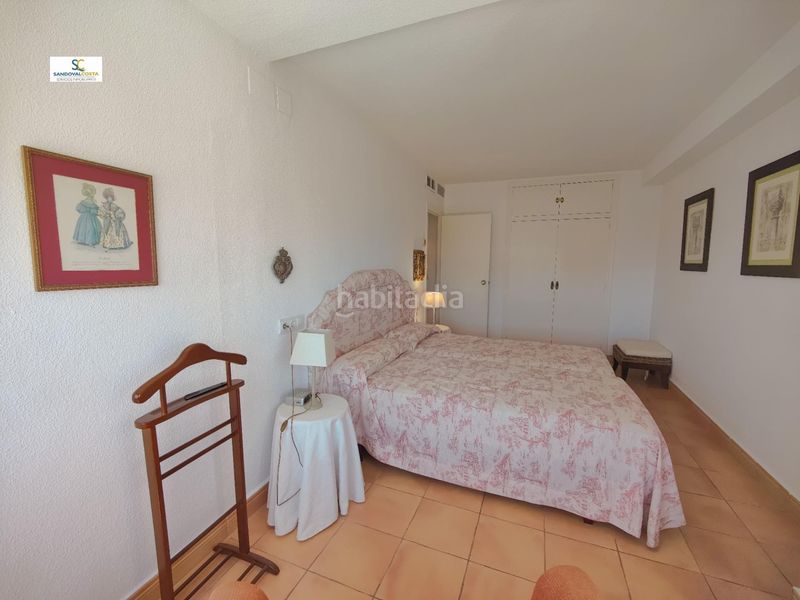 Foto 43d10449-ffa9-4897-8063-a138b49b1a8e. Pis amb aparcament piscina a Cabo de las Huertas Alicante