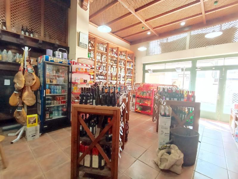 Foto 41b31924-0b6f-47a1-bfee-d7657bf3e7dc. Lloguer local comercial a Vilanova del Camí