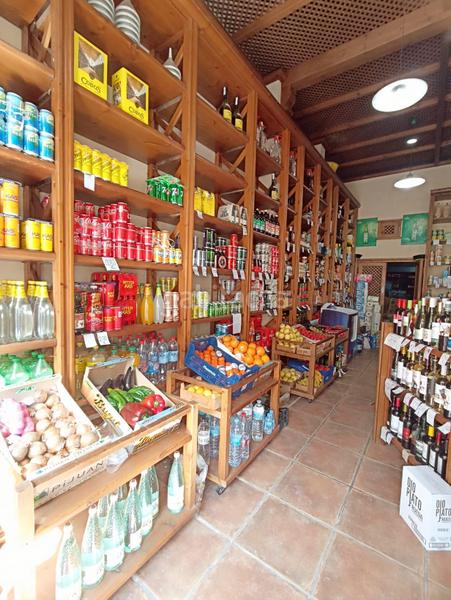 Foto ca3babf0-b5e9-44a7-9ffb-91b16f30ceb7. Lloguer local comercial a Vilanova del Camí