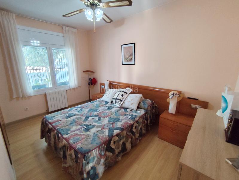 Foto 150c9438-1f39-45ee-a434-e489131fcc97. Chalet avec chauffage parking piscine dans Cunit residencial Cunit