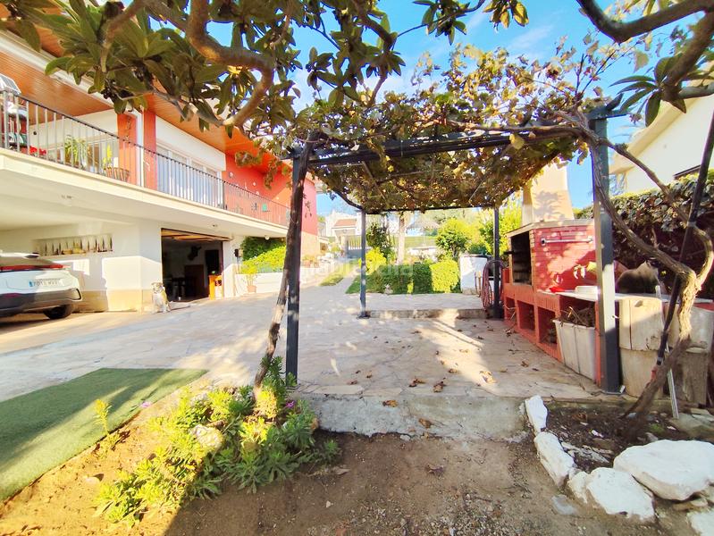 Foto 79c9a225-50e9-471e-b3fd-feea8c43ba25. Chalet avec chauffage parking piscine dans Cunit residencial Cunit