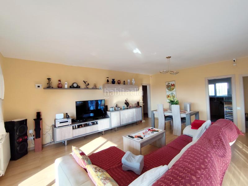 Foto beb2ca97-812f-40dc-abb0-71fe4dae2d12. Chalet avec chauffage parking piscine dans Cunit residencial Cunit