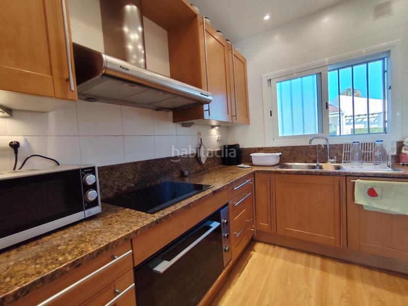 Foto e04cb258-664c-4af7-a47d-ccad2618e092. Chalet avec chauffage parking piscine dans Cunit residencial Cunit