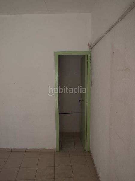 Foto c16c5c21-1d19-4aa3-a7d5-f78d3320ebdc. Local comercial a Vilanova del Camí