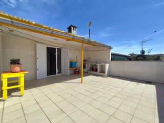 Maison à Vilanova del Camí. Casa + gran garaje + 2 terrazas + anexo independiente
