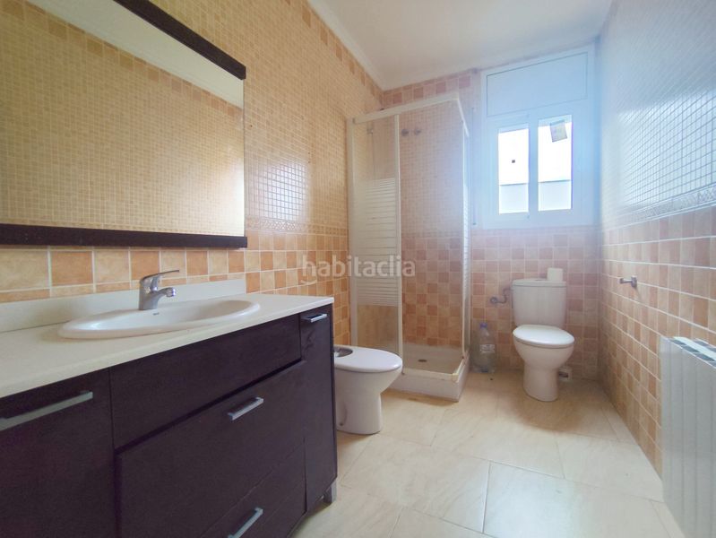 Foto 4c3fa084-115d-4b47-97f5-8e9687e27fc1. Casa amb calefacció aparcament a Piera