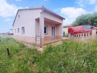 Casa  Carrer oreneta. Casa independiente a cuatro vientos con gran jardín