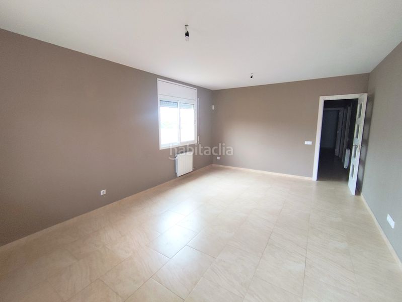 Foto d8b7d639-0475-4362-bf17-5f972d492f30. Casa amb calefacció aparcament a Piera