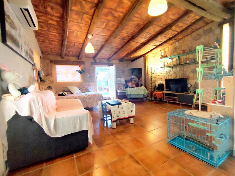 Foto 30e63b66-be65-4c3d-9f7e-a6cdee32e0c1. Casa amb xemeneia calefacció a Vilanova del Camí