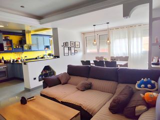 Etagenwohnung  Carrer d'igualada. Amplio y luminoso piso de 98 m² junto al ayuntamiento de vilanov