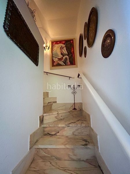 Foto f35867fd-9de6-4d5d-a7e9-da8e1c2f3681. Casa adossada a colom a Jesús Santa Eulària