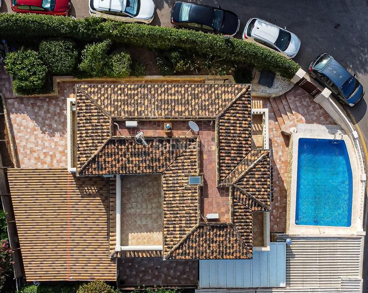 Foto 035bb6ba-01c8-444a-b042-370c19f17241. Casa amb aparcament piscina a Peguera Calvià