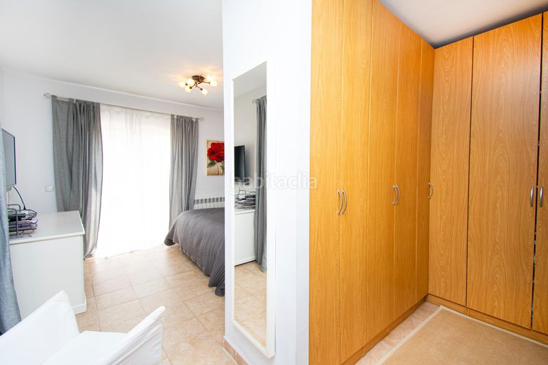 Foto 08527175-64e4-4fd7-8702-d8ff3821a6ba. Casa amb aparcament piscina a Peguera Calvià