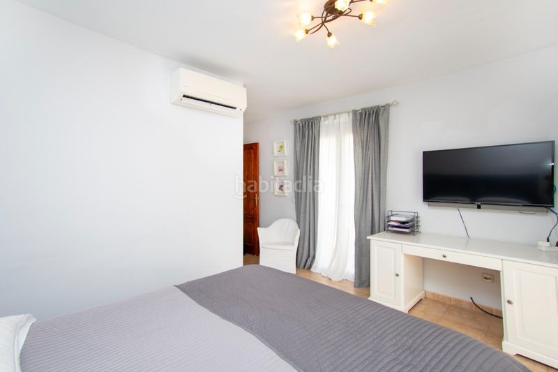 Foto b7593fe4-eebc-4f0c-b684-6ae08175bae1. Casa amb aparcament piscina a Peguera Calvià