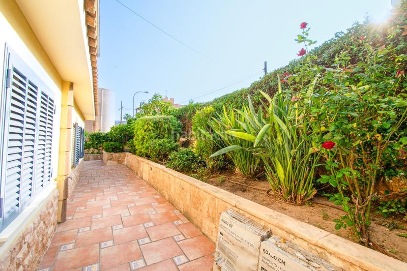 Foto d149f34b-e12c-4a8b-b78f-ef16d8456f4c. Casa amb aparcament piscina a Peguera Calvià