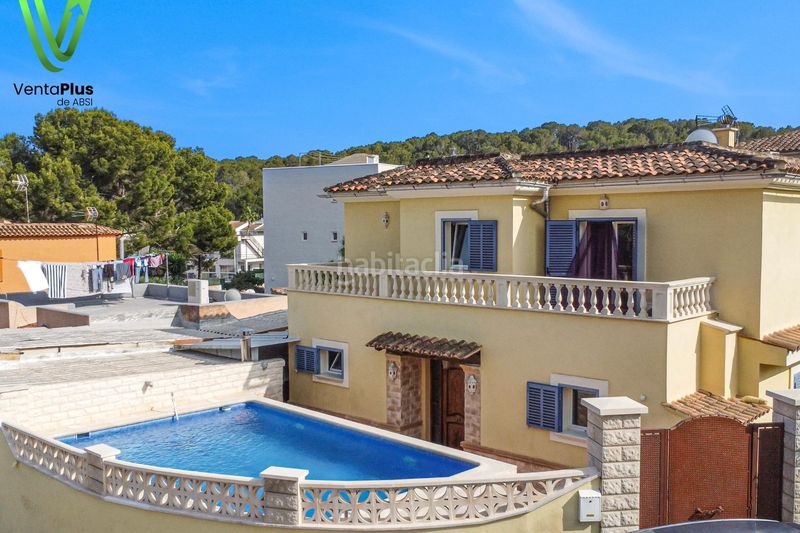 Foto e258d31b-a719-4682-bcba-40a9ad07119a. Casa amb aparcament piscina a Peguera Calvià