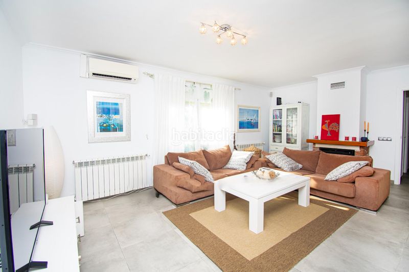 Foto f6c1d537-7f1a-448e-b75d-3b99ee7a2940. Casa amb aparcament piscina a Peguera Calvià