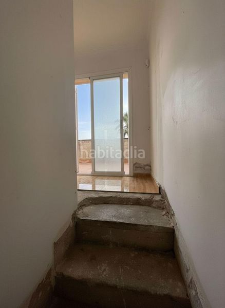 Foto 0ec10cb4-59fd-48fe-ad11-fa4a55fd6d52. Duplex in Consell