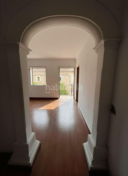 Foto a4fabf74-f164-4834-875c-8ed8de235824. Duplex in Consell