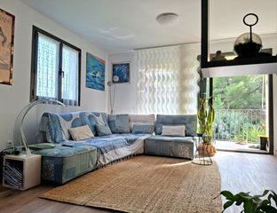 Planta baixa a Es Camp de Mar. Exclusiva planta baja con jardín privado en camp de mar!