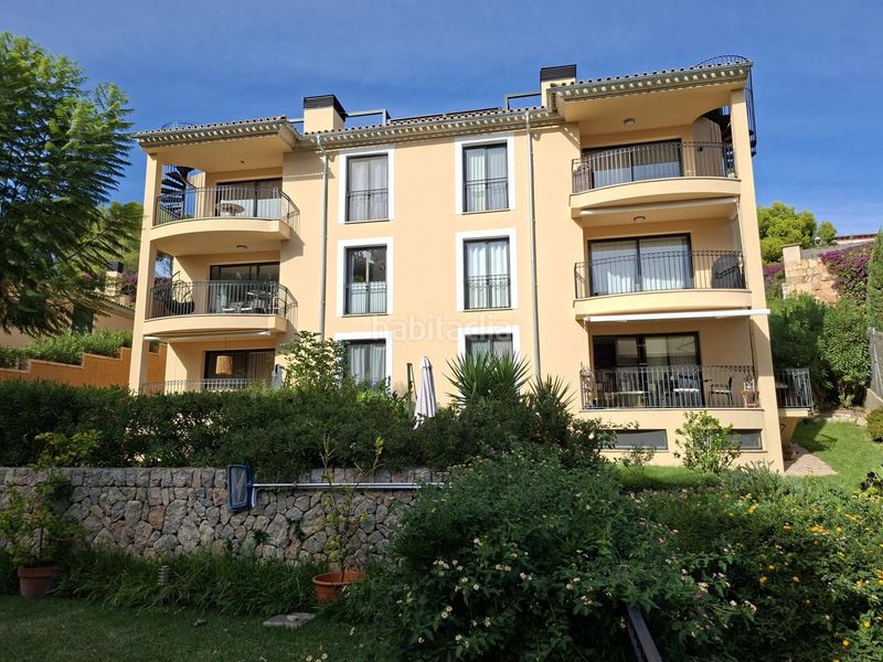 Foto c79023a8-8e6b-4926-aaaf-1998a6301cc0. Planta baixa amb aparcament piscina a Es Camp de Mar Andratx