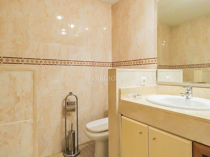 Foto 40b85c07-080a-4f3f-a5a5-737e6b534569. Casa adossada amb aparcament piscina a Son Espanyolet Palma de Mallorca