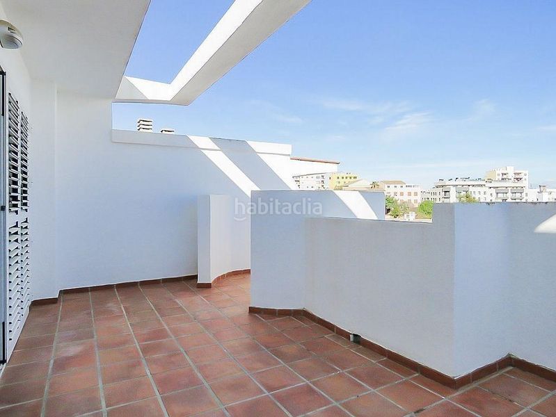 Foto 651ef718-6570-42eb-97e5-97c75fa68936. Casa adossada amb aparcament piscina a Son Espanyolet Palma de Mallorca