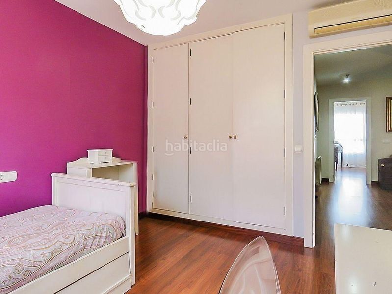 Foto c2182277-3ece-458c-8e03-826f7803cc3d. Casa adossada amb aparcament piscina a Son Espanyolet Palma de Mallorca