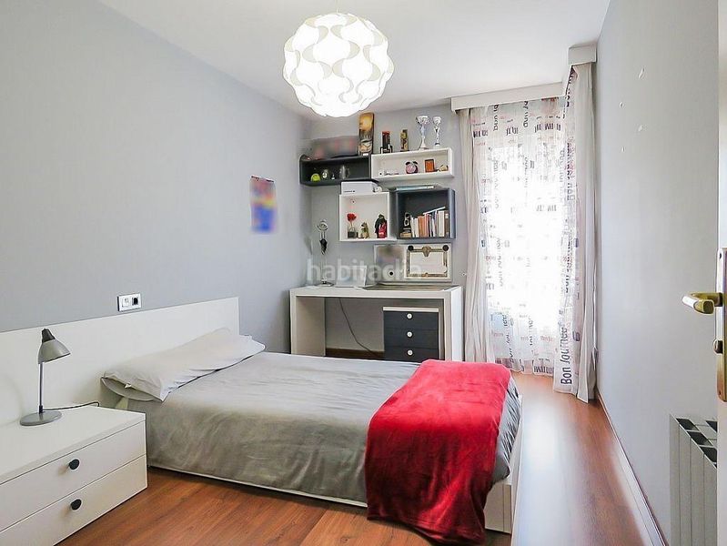 Foto f0fec615-228d-4b06-84be-42ba3d143bc9. Casa adossada amb aparcament piscina a Son Espanyolet Palma de Mallorca