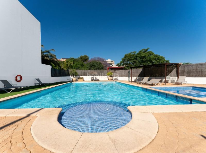 Foto 1ab9bb51-cf0c-4f78-bea7-f07da0028600. Casa adossada amb calefacció aparcament piscina a Palma de Mallorca