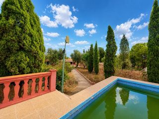 Masia a Algaida. Finca rústica con piscina en algaida, mallorca