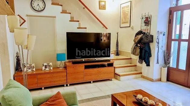 Foto cb8dc327-4db3-47a6-9c1f-4ef043d3cb04. Casa in Centro Inca