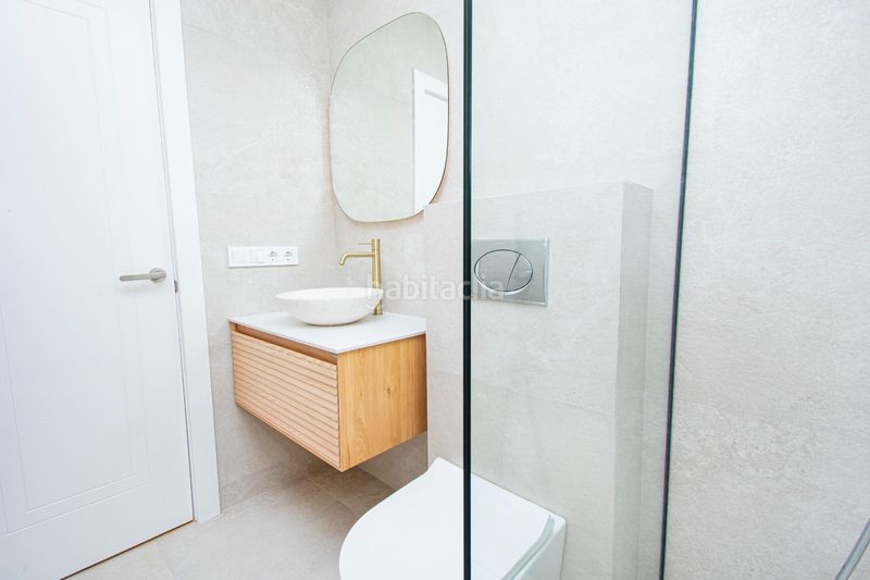 Foto 502ab53d-6d0a-41ef-9881-c5f3d9191765. Casa amb calefacció aparcament piscina a Pere Garau Palma de Mallorca